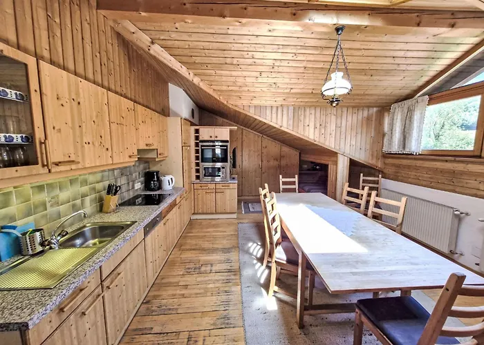 Leo By Interhome * بروتز