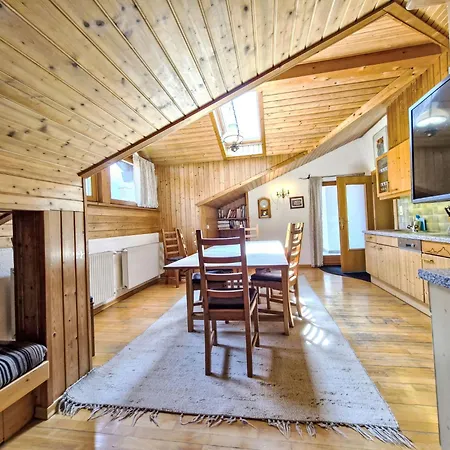 Lägenhet Leo By Interhome